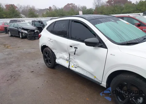 2024 Ford Escape St-Line from USA, damaged, VIN 1FMCU9MN1RUA92782